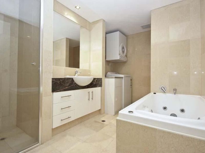 2/11 Bennett Street, East Perth WA 6004