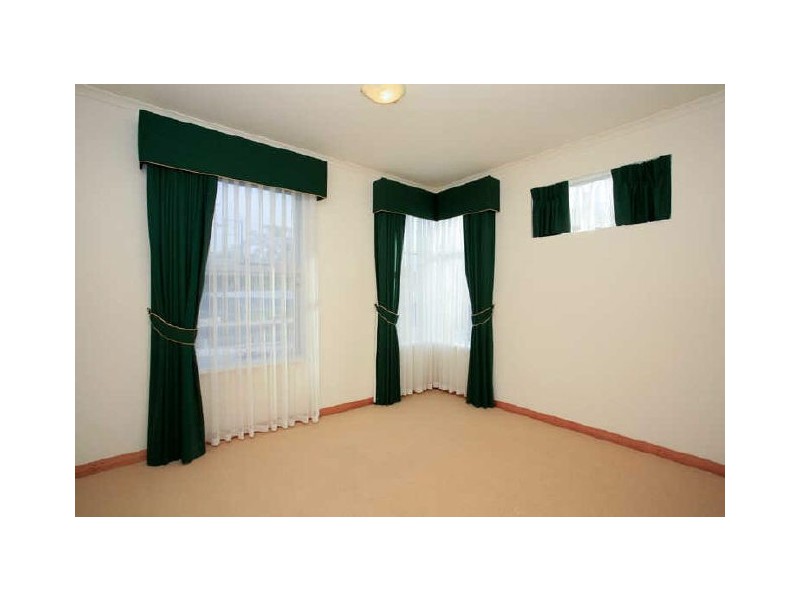 2/1 Henry Lawson Walk, East Perth WA 6004