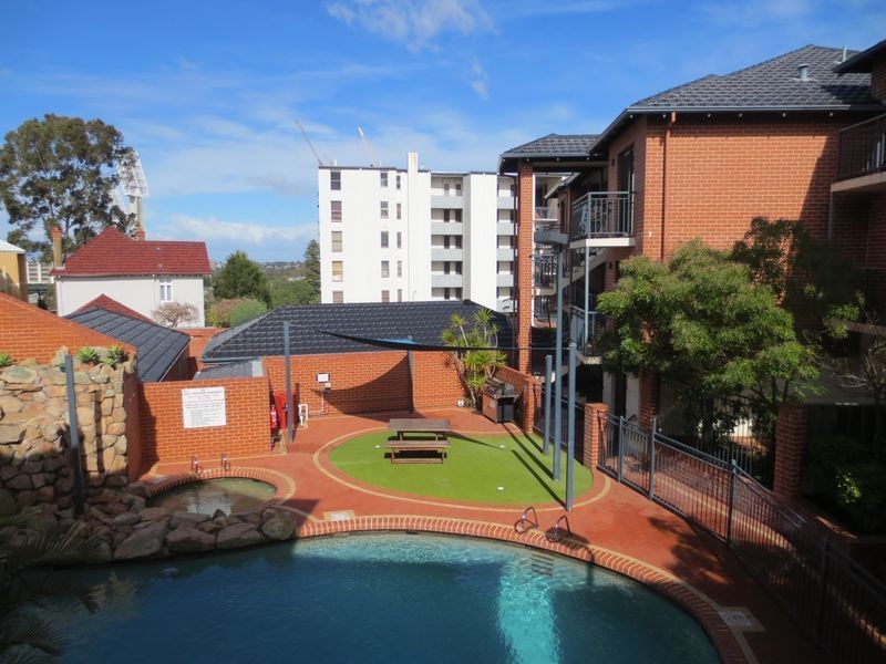 15/7 Bronte Street, East Perth WA 6004
