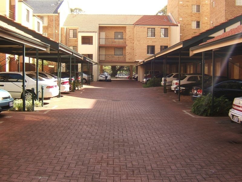 34/30 Bishops Row, East Perth WA 6004