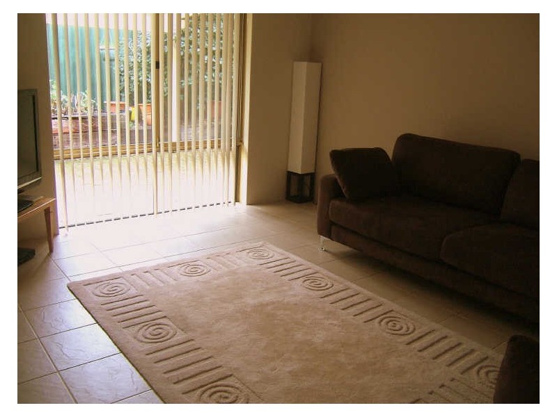 4/11 Wall Street, Maylands WA 6051