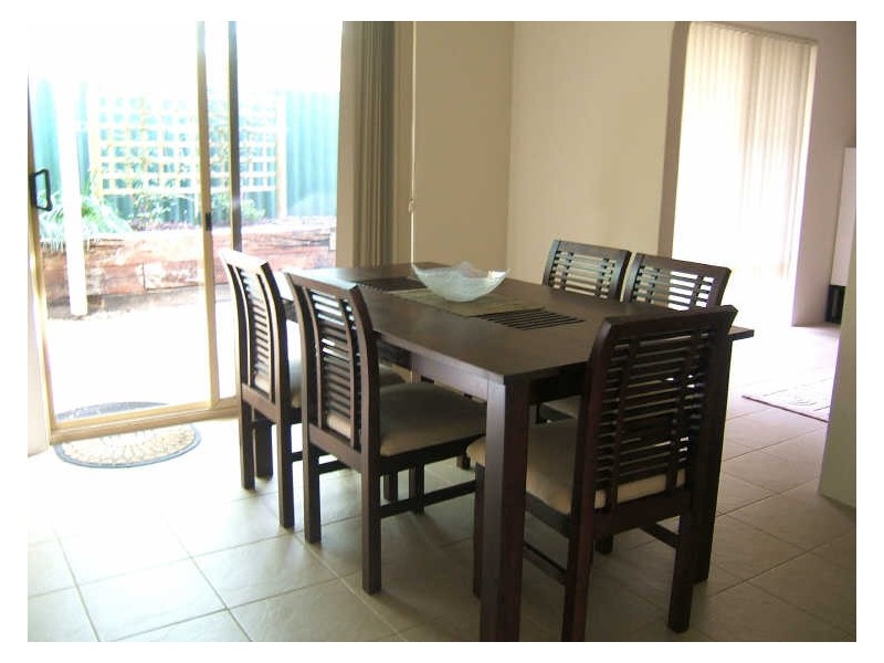 4/11 Wall Street, Maylands WA 6051