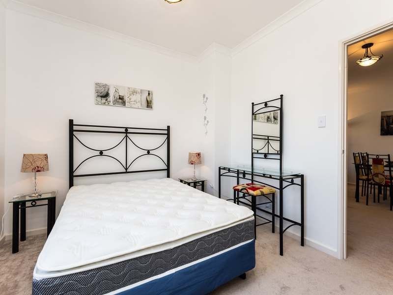 60/11 Regal Place, East Perth WA 6004