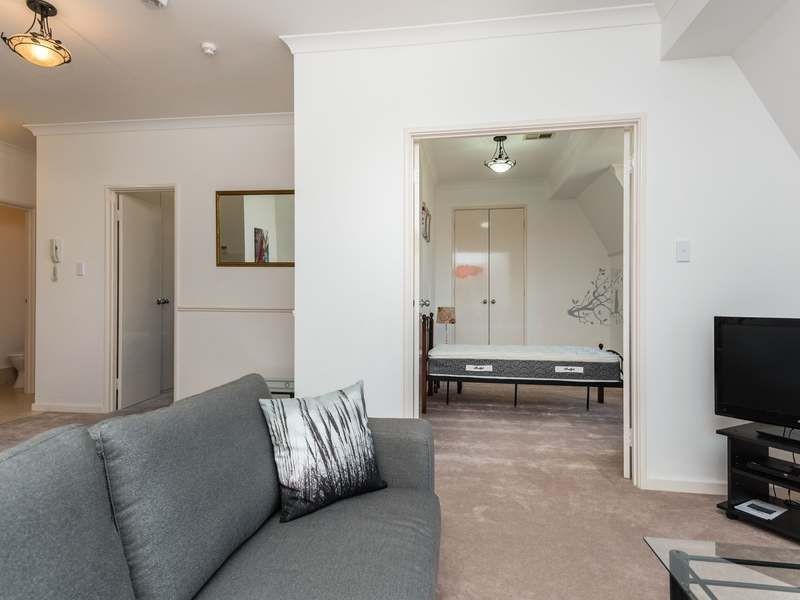 60/11 Regal Place, East Perth WA 6004