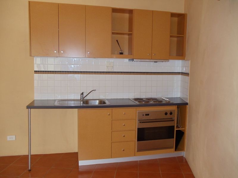 8 Little Saunders Street, East Perth WA 6004