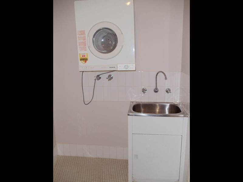 8 Little Saunders Street, East Perth WA 6004