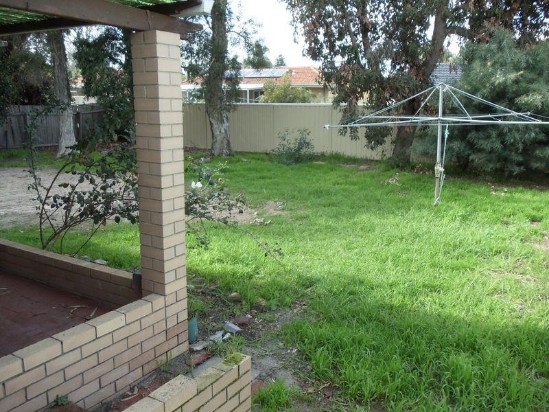 5 Tillingdon Way, Morley WA 6062