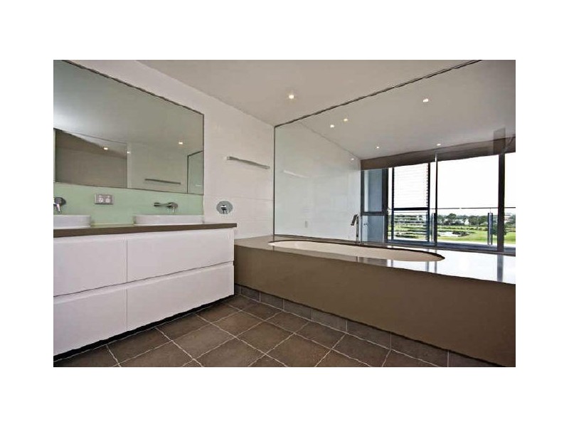 5/39 Bow River Crescent, Burswood WA 6100