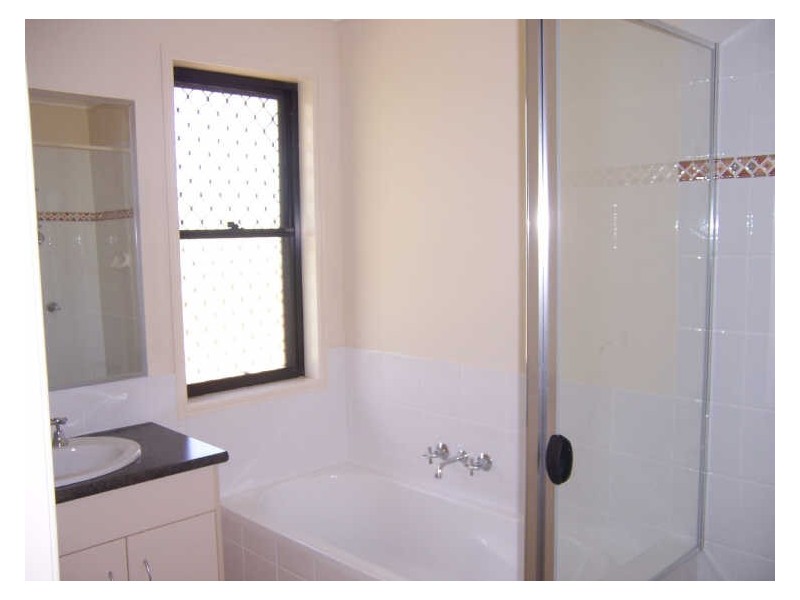 Adare QLD 4343