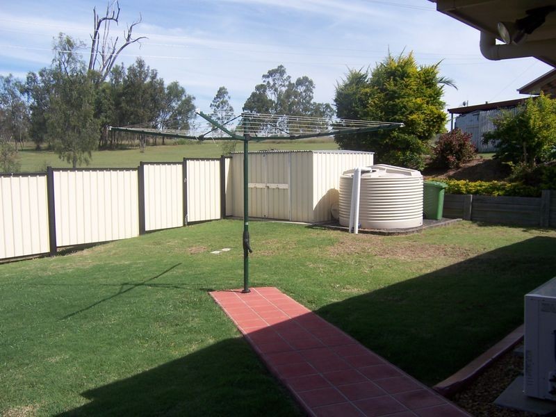 21 Davis Crescent, Gatton QLD 4343