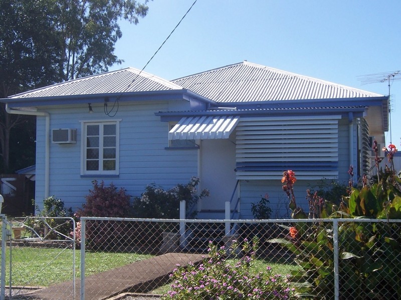 12 Hallas Street, Gatton QLD 4343