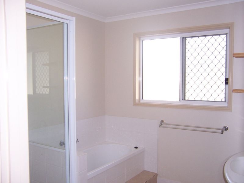 Lockyer Waters QLD 4311