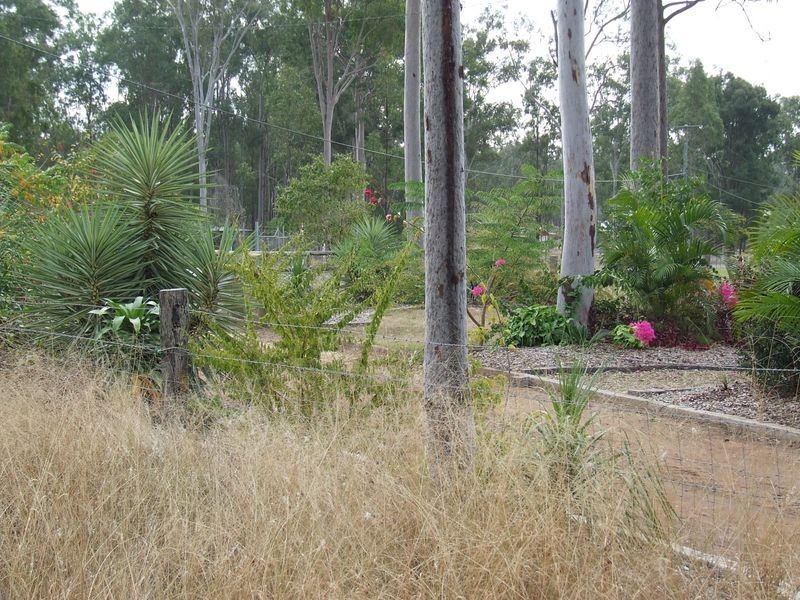 3 Lewis Court, Lockyer Waters QLD 4311