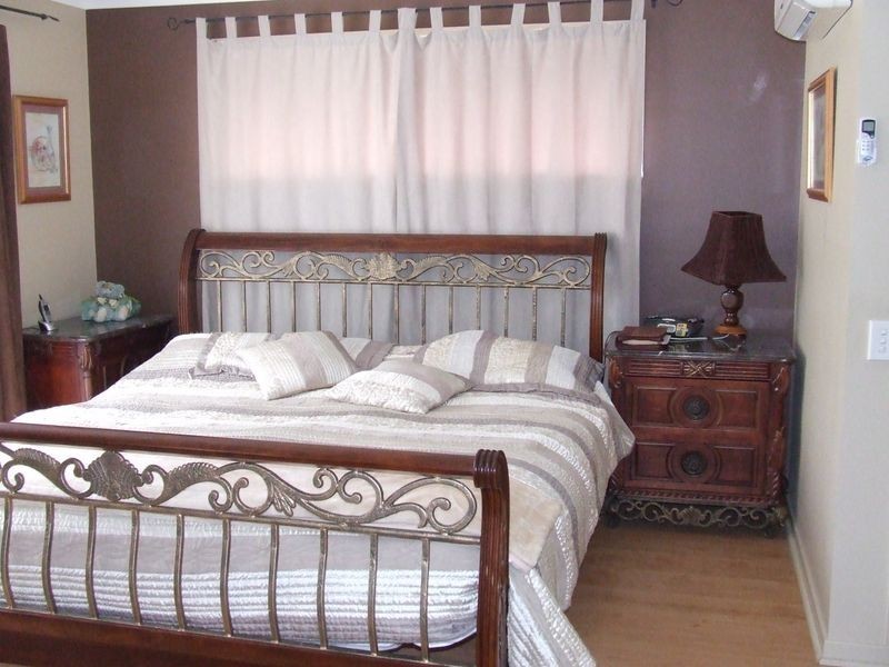 3 Lewis Court, Lockyer Waters QLD 4311