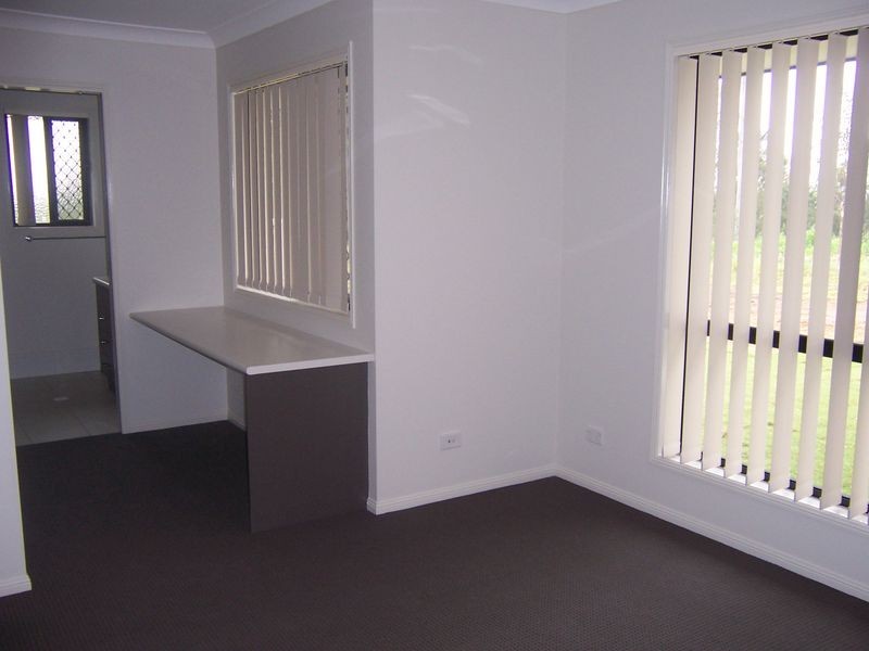 Adare QLD 4343