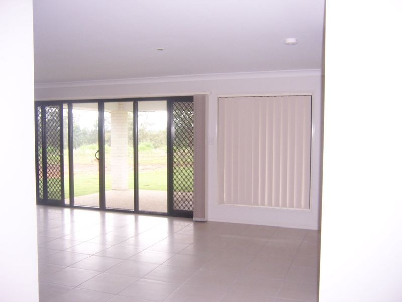 Adare QLD 4343