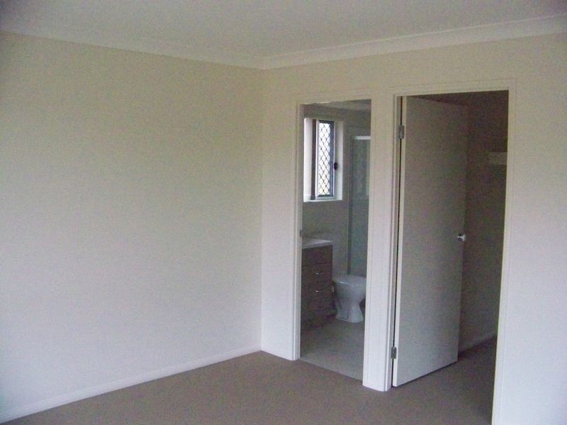 Adare QLD 4343