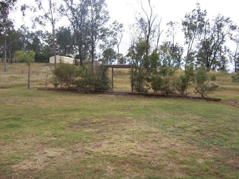 11 Peta Drive, Gatton QLD 4343