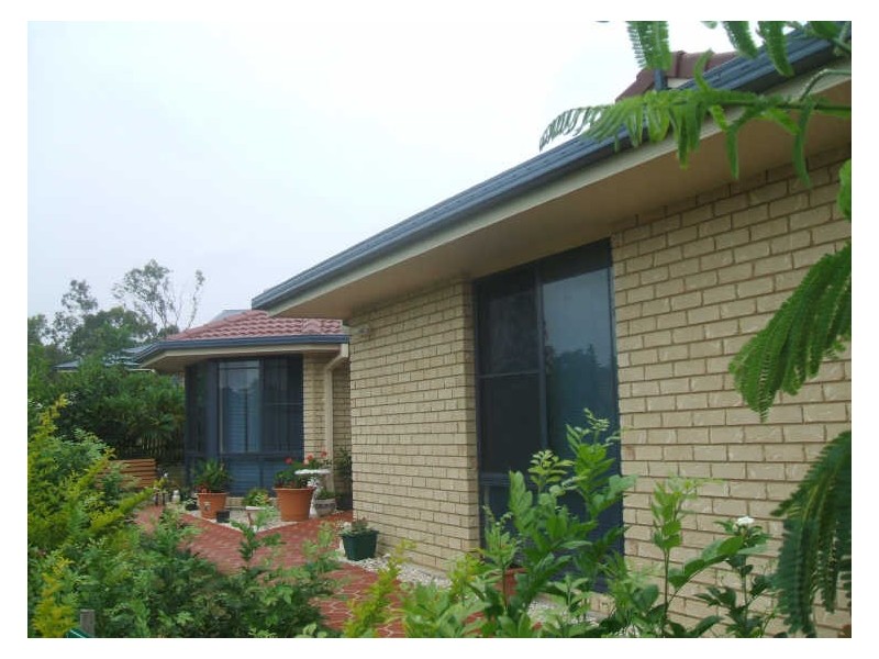 26 Davis Crescent, Gatton QLD 4343
