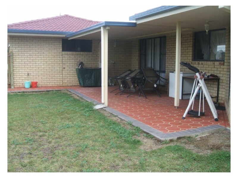 26 Davis Crescent, Gatton QLD 4343