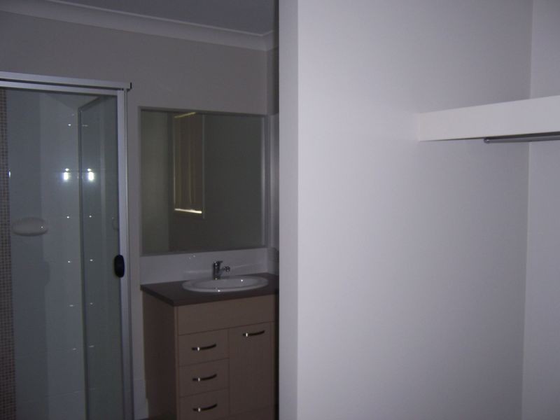 Adare QLD 4343