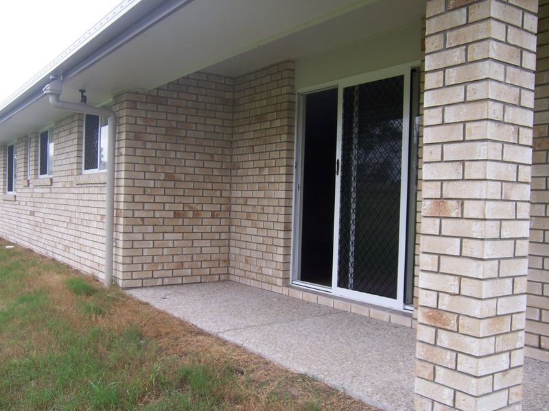 Adare QLD 4343