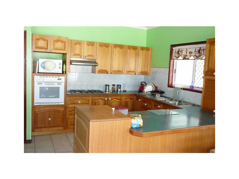 11 Wheatley Court, Regency Downs QLD 4341