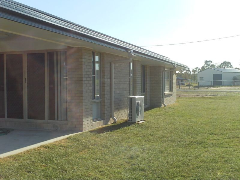 Adare QLD 4343