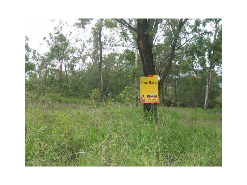 166 Lakes Drive, Laidley Heights QLD 4341