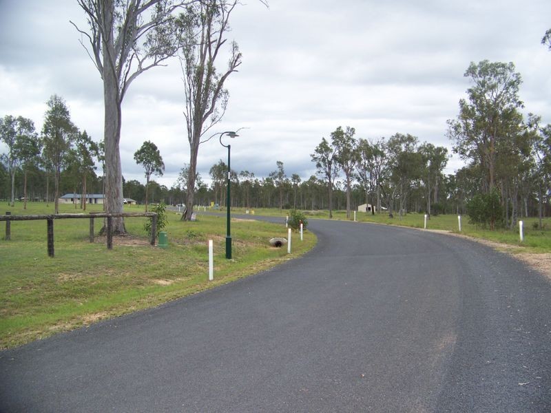 6/ Legend Drive, Adare QLD 4343