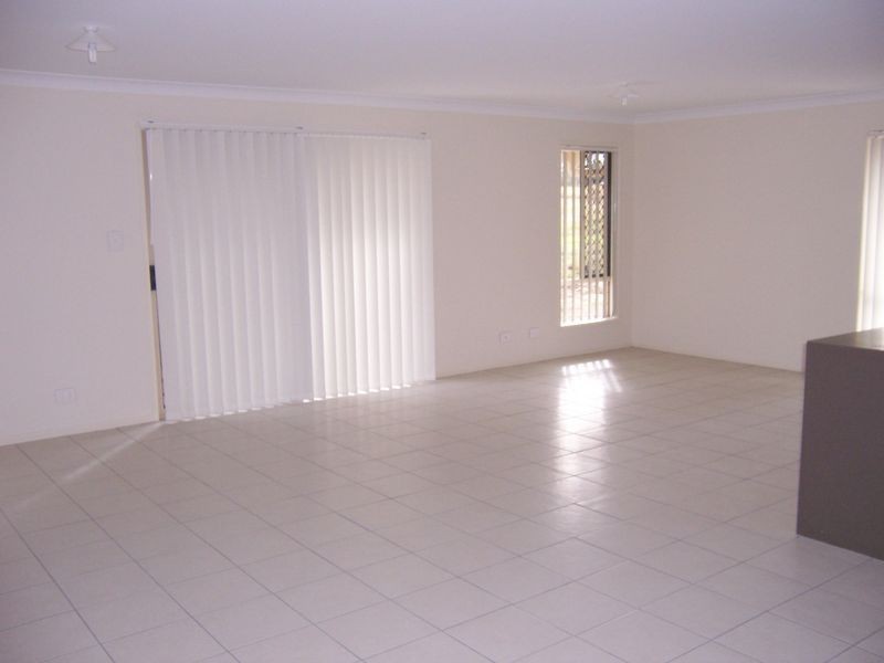 Adare QLD 4343