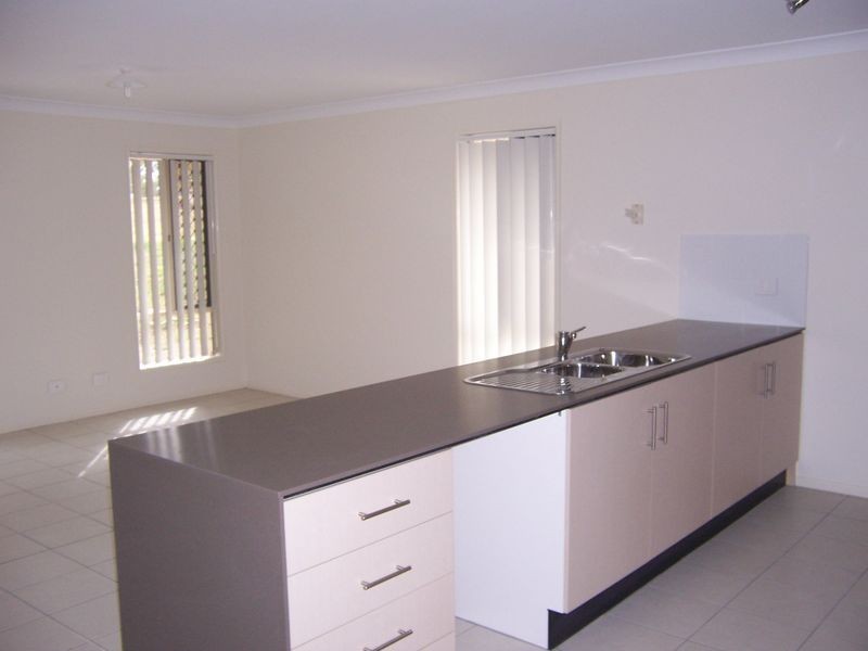 Adare QLD 4343
