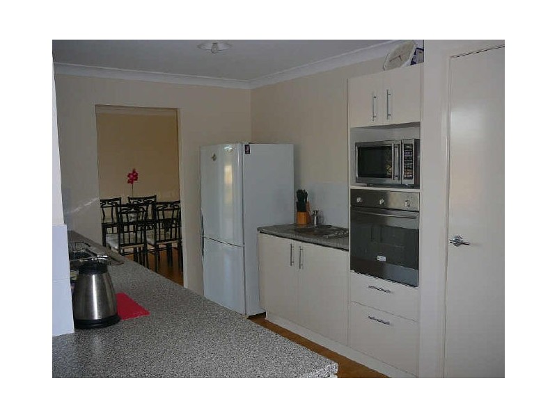 Kensington Grove QLD 4341