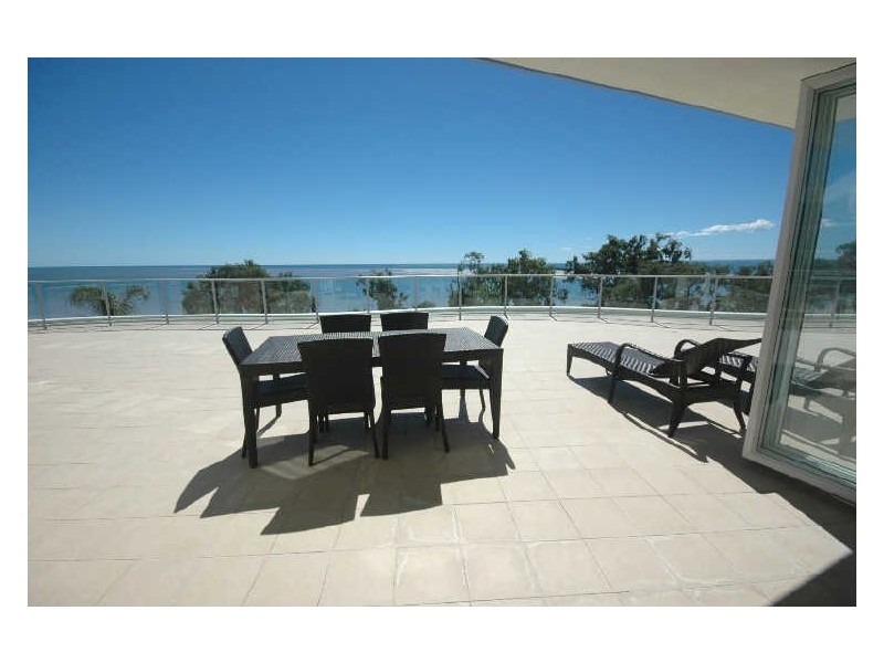 301/569 Charlton Esplanade, Hervey Bay QLD 4655