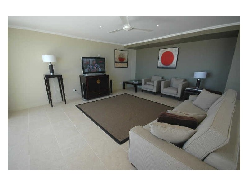 301/569 Charlton Esplanade, Hervey Bay QLD 4655