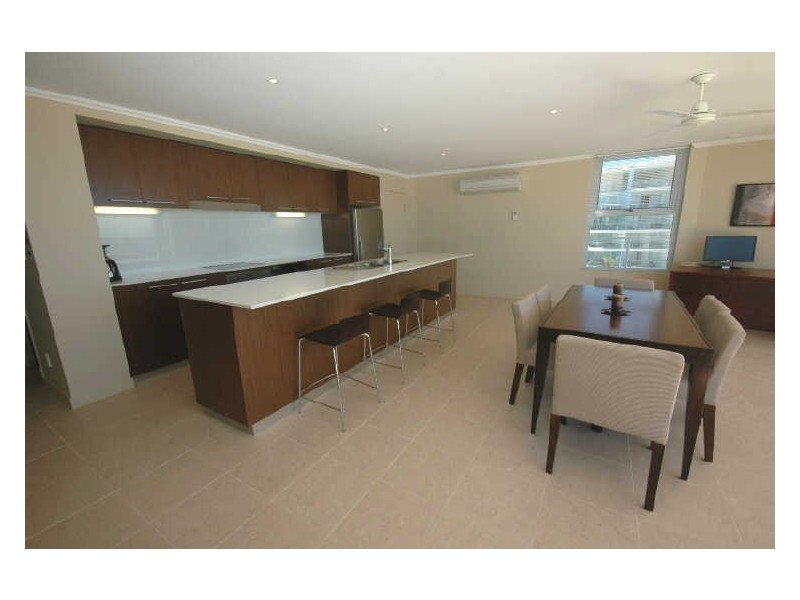 301/569 Charlton Esplanade, Hervey Bay QLD 4655