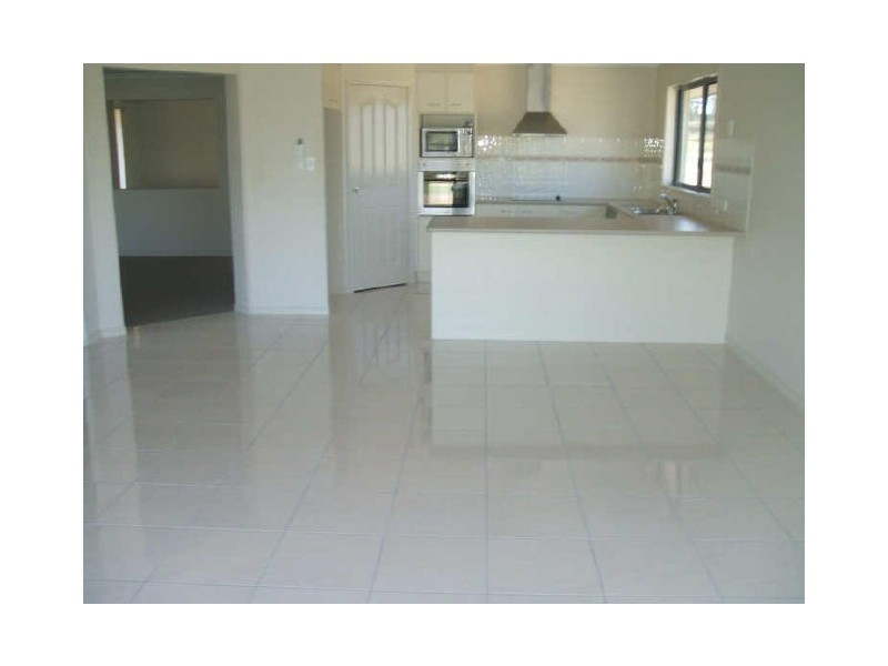 Lake Clarendon QLD 4343