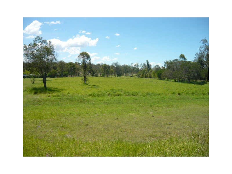41 Challenge Avenue, Kensington Grove QLD 4341