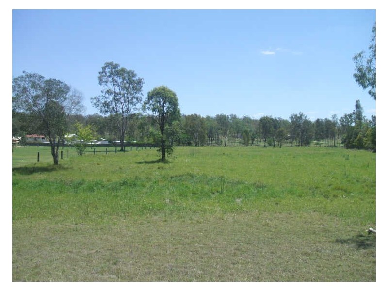 41 Challenge Avenue, Kensington Grove QLD 4341