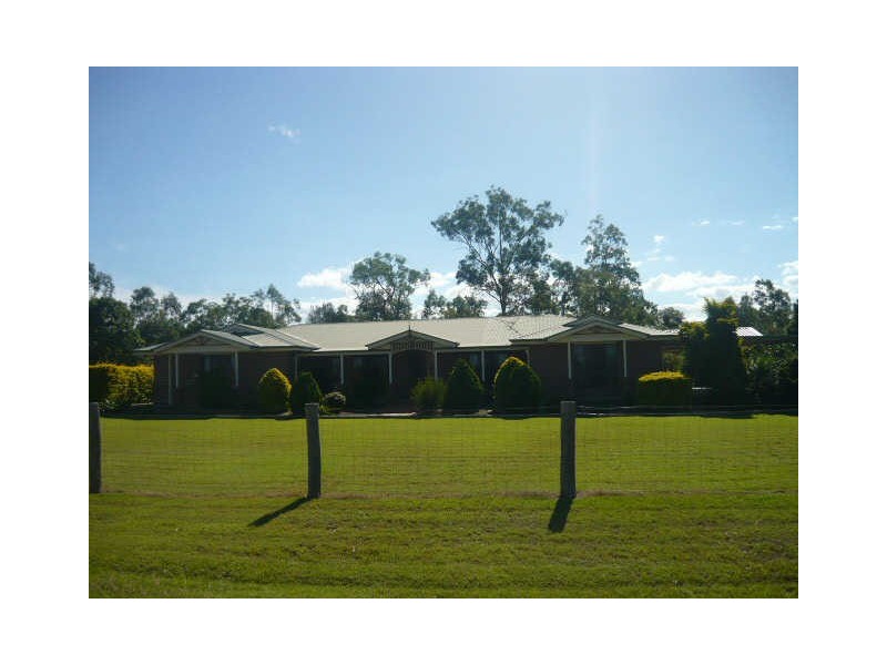 31 Folbigg Court, Lake Clarendon QLD 4343