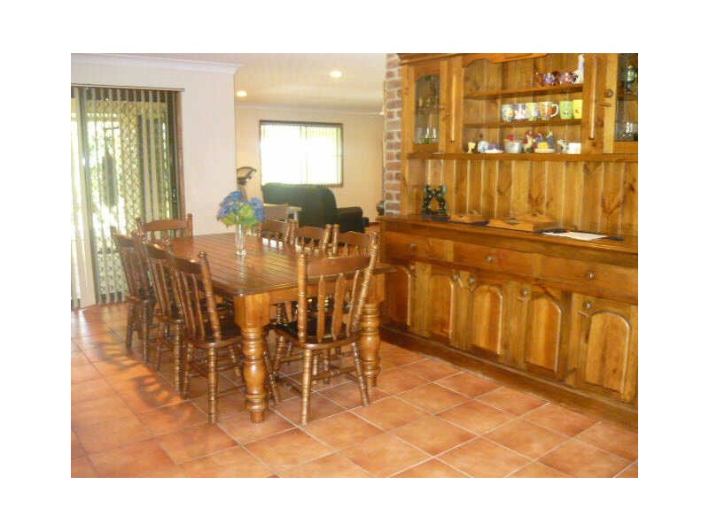 31 Folbigg Court, Lake Clarendon QLD 4343