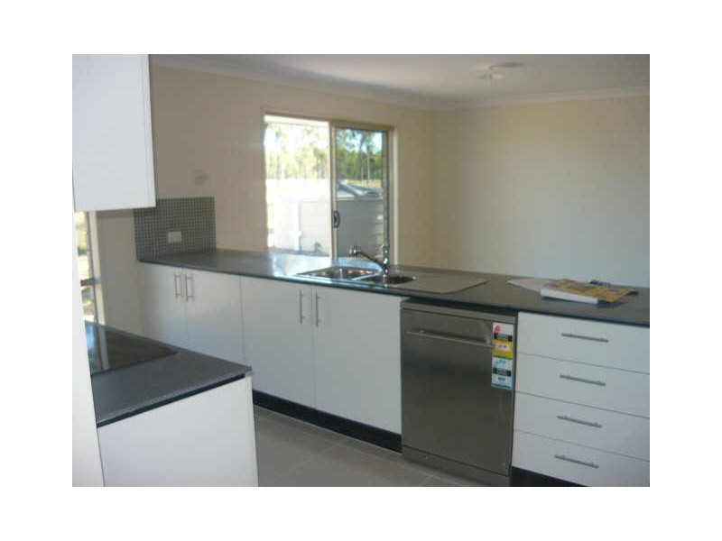 Adare QLD 4343