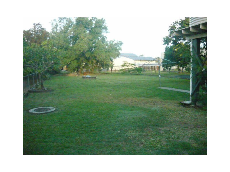 8 William Street, Gatton QLD 4343