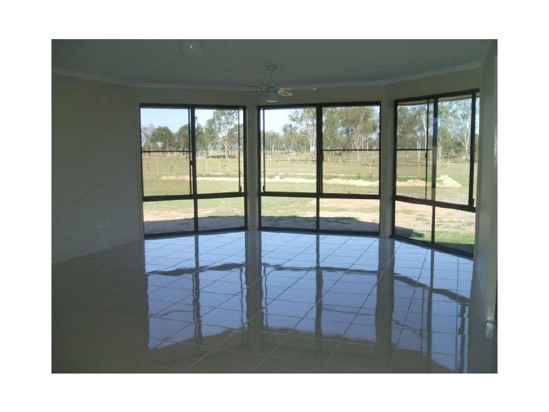 Lake Clarendon QLD 4343