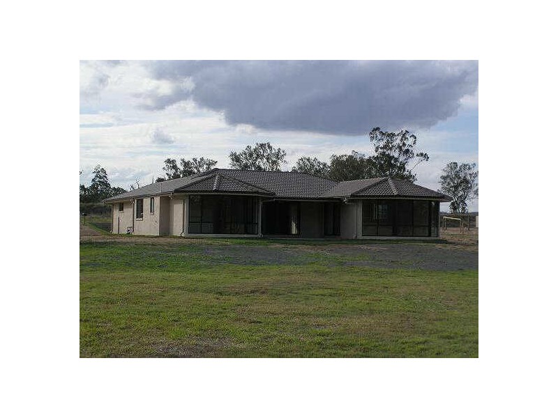 Lake Clarendon QLD 4343