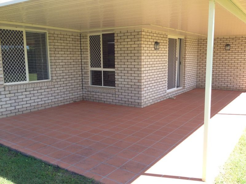 18 Kyle Close, Placid Hills QLD 4343