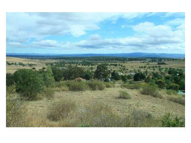 25 Bushman Street, Plainland QLD 4341