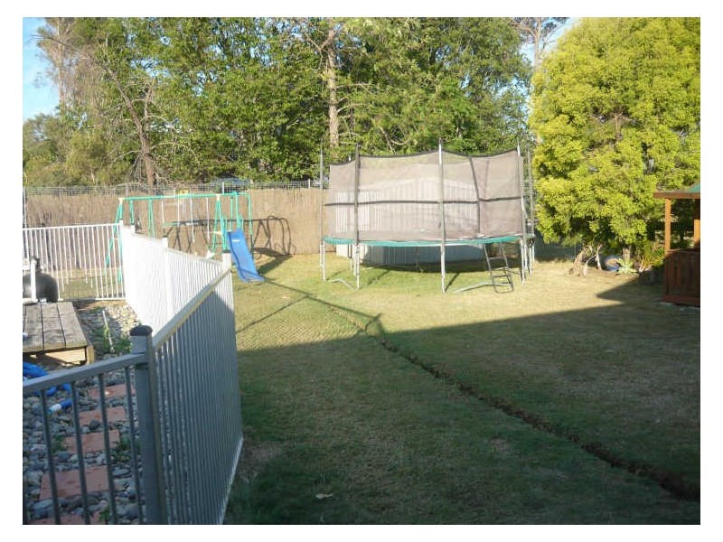 17 Crestview Avenue, Gatton QLD 4343