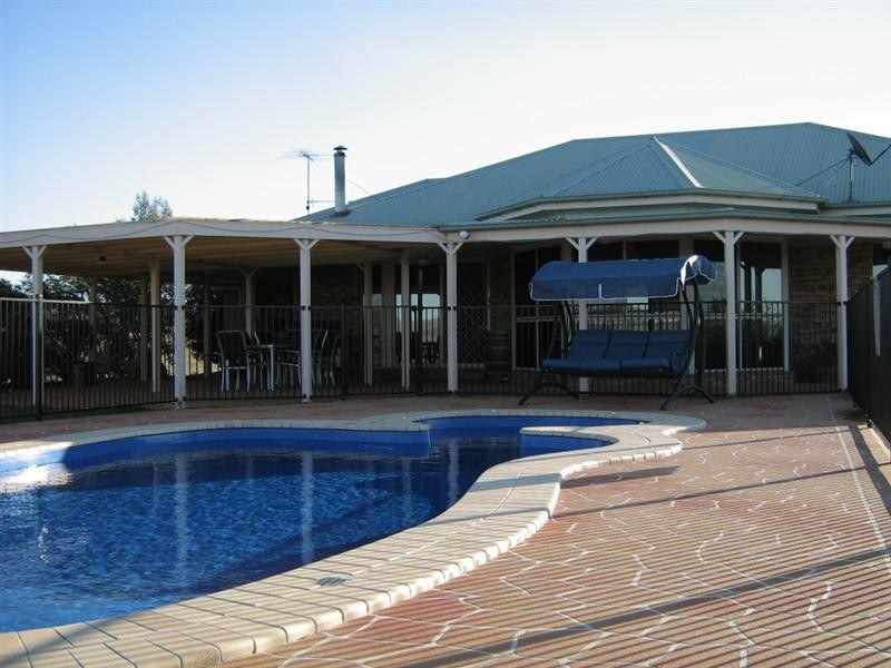164 Mount Sylvia Road, Upper Tenthill QLD 4343