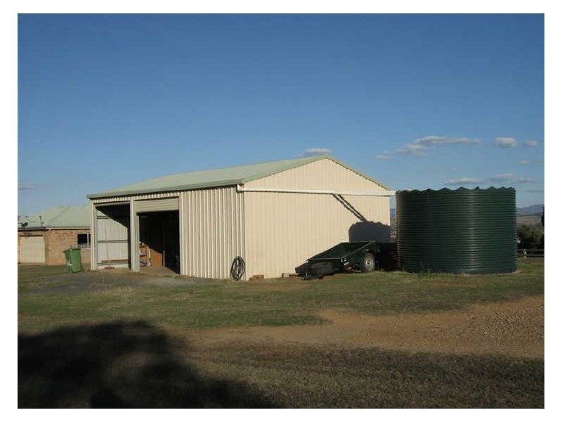164 Mount Sylvia Road, Upper Tenthill QLD 4343